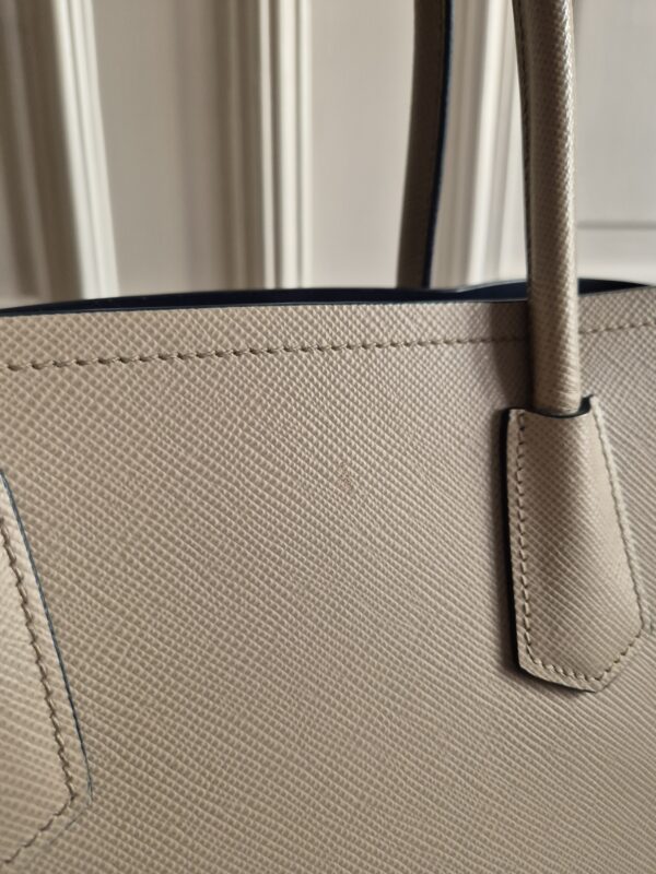 Prada Double Bag Saffiano Leder taupe – Bild 11