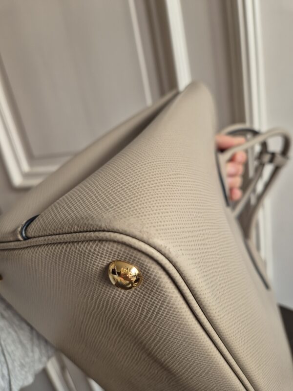 Prada Double Bag Saffiano Leder taupe – Bild 15
