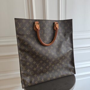 Louis Vuitton Sac Plat Monogram Canvas